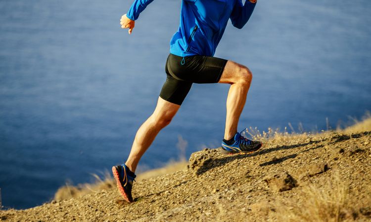 Tecniche per correre: postura, respirazione e tipi di falcata